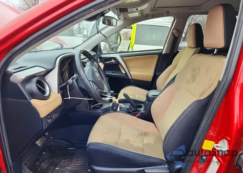 2017 Toyota Rav4 Xle z USA, uszkodzony, nr VIN JTMRFREV2HJ161048